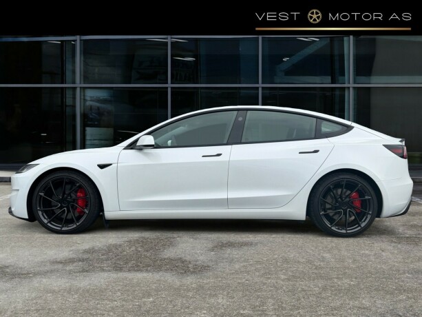 tesla-model-3-elektrisitet-2024-big-3