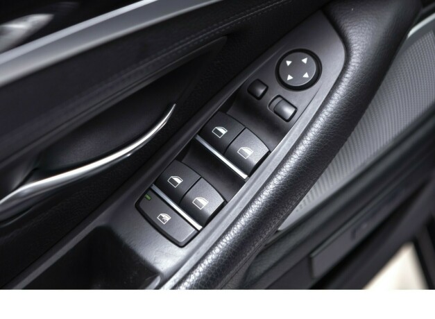 bmw-m550d-diesel-2012-big-28