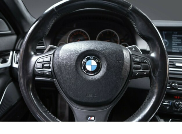 bmw-m550d-diesel-2012-big-10