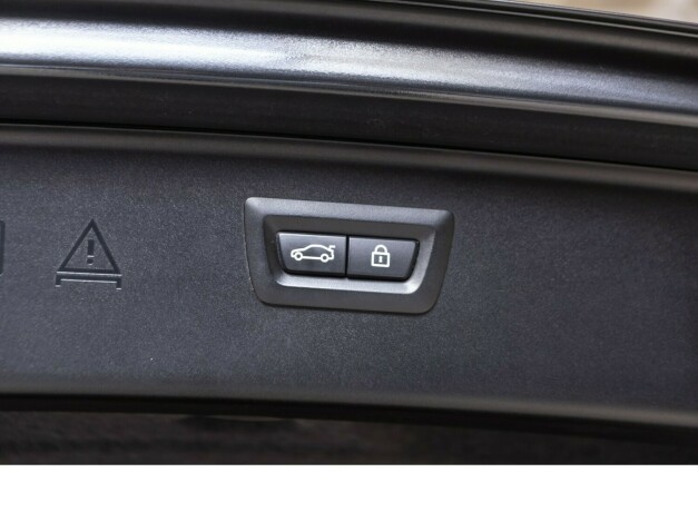 bmw-m550d-diesel-2012-big-33