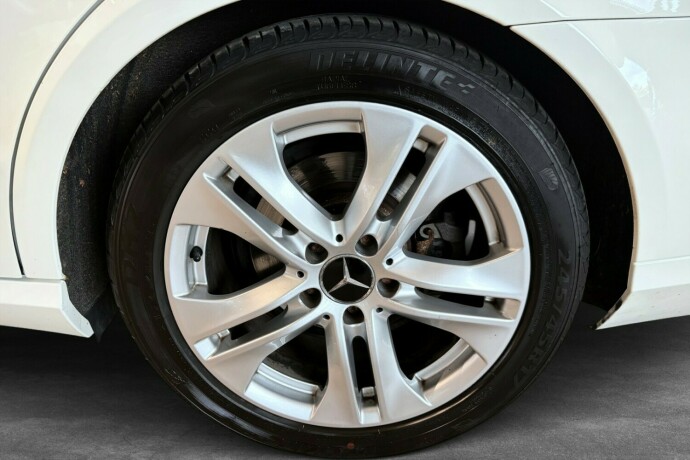 mercedes-benz-e220-diesel-2012-big-28