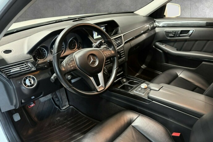 mercedes-benz-e220-diesel-2012-big-12