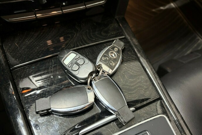 mercedes-benz-e220-diesel-2012-big-23