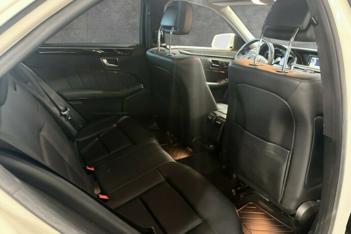 mercedes-benz-e220-diesel-2012-big-13