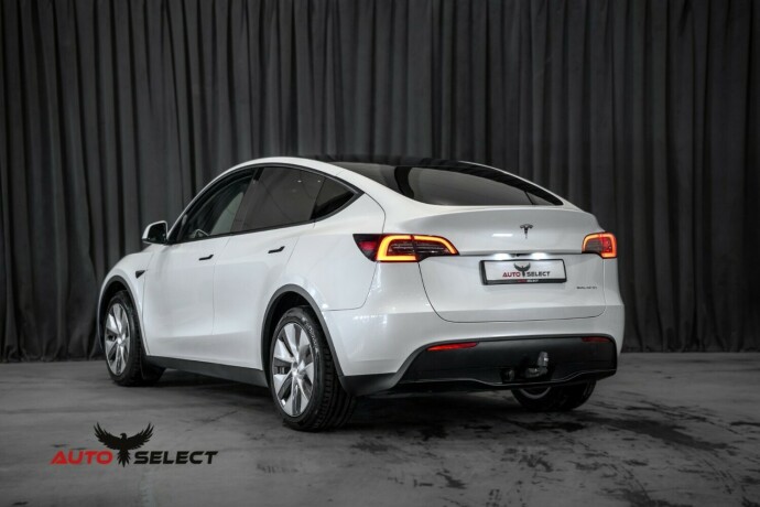 tesla-model-y-elektrisitet-2023-big-8