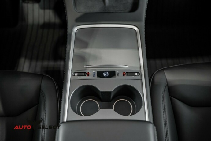 tesla-model-y-elektrisitet-2023-big-37