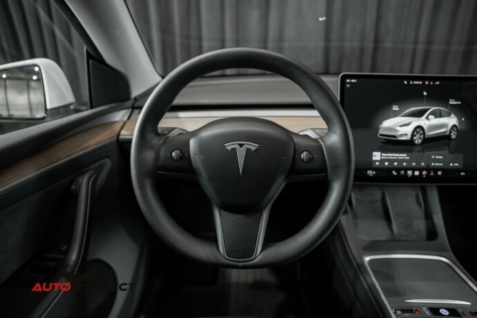 tesla-model-y-elektrisitet-2023-big-31