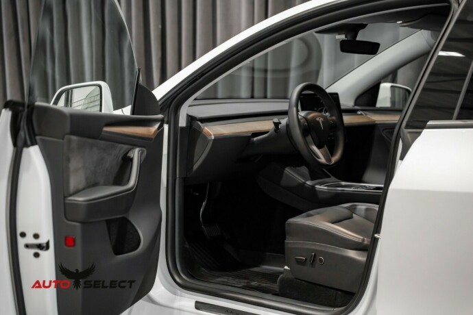 tesla-model-y-elektrisitet-2023-big-25