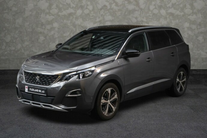 peugeot-5008-bensin-2019-big-1