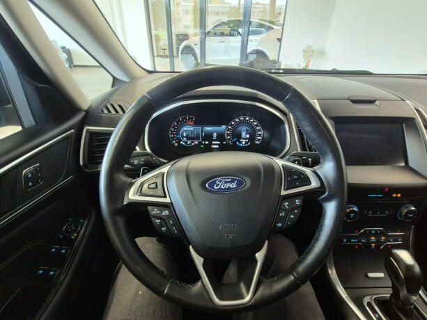 ford-s-max-diesel-2017-big-14