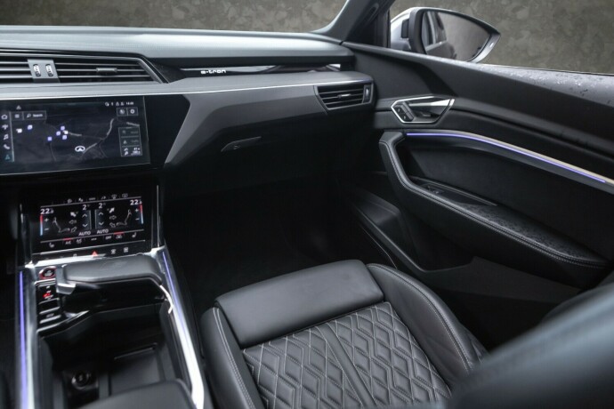 audi-e-tron-s-elektrisitet-2022-big-31