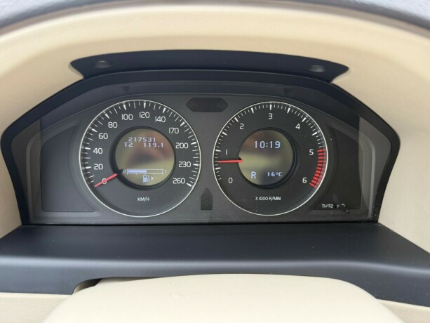 volvo-v70-diesel-2007-big-11