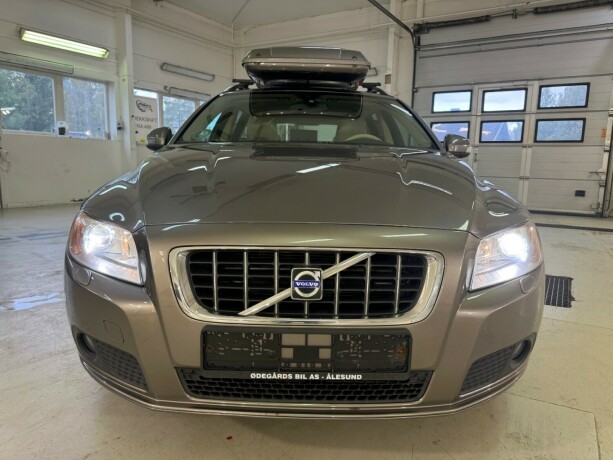 volvo-v70-diesel-2007-big-8