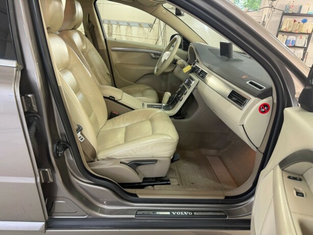 volvo-v70-diesel-2007-big-17