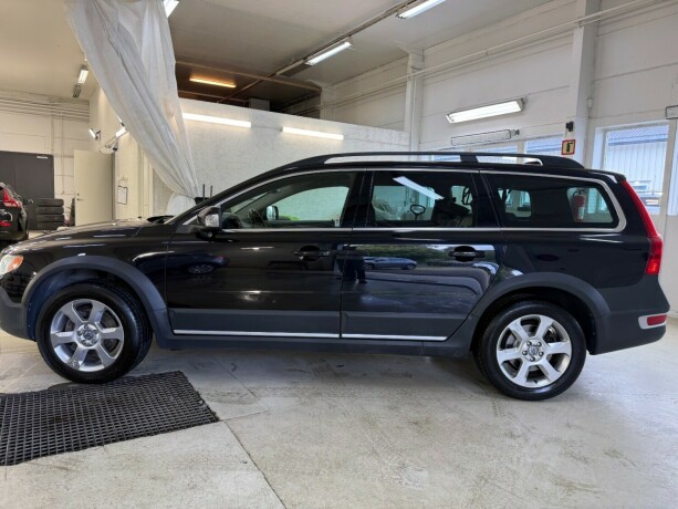 volvo-xc-70-diesel-2010-big-2