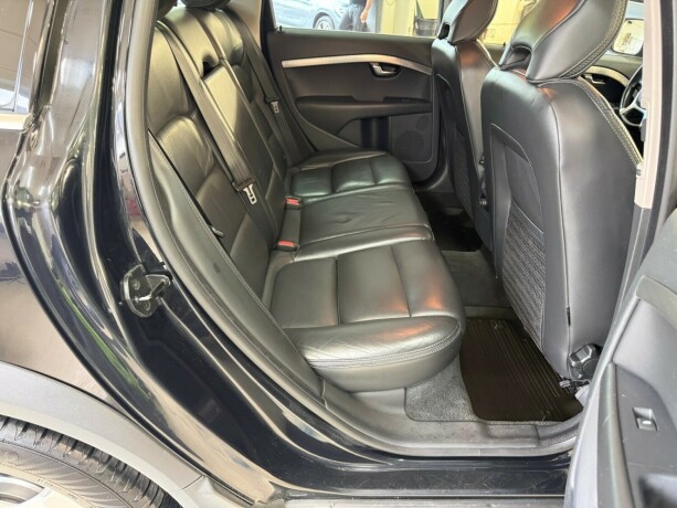 volvo-xc-70-diesel-2010-big-20