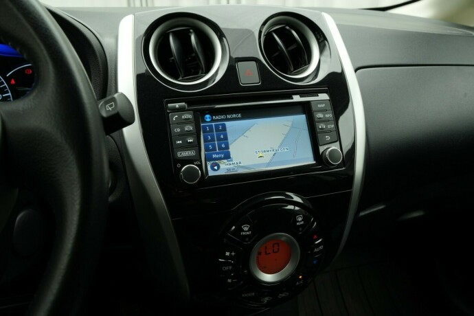 nissan-note-bensin-2015-big-26