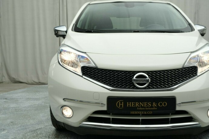 nissan-note-bensin-2015-big-2