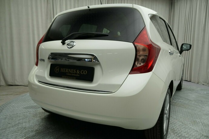 nissan-note-bensin-2015-big-15
