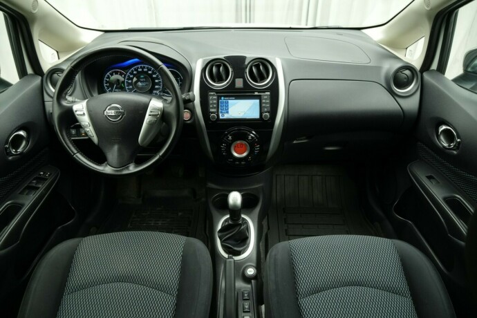 nissan-note-bensin-2015-big-20