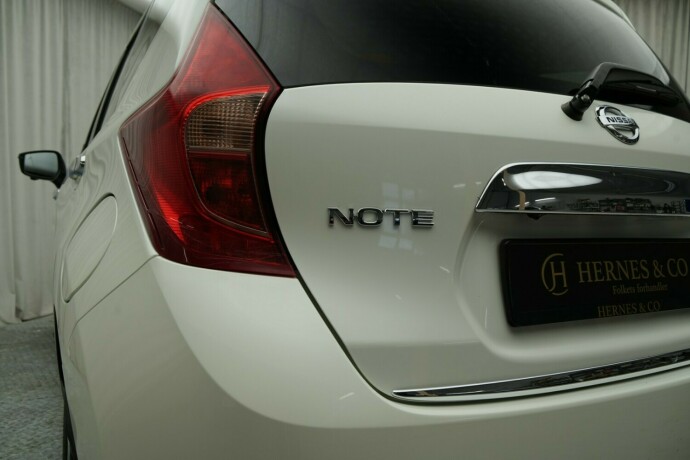 nissan-note-bensin-2015-big-16