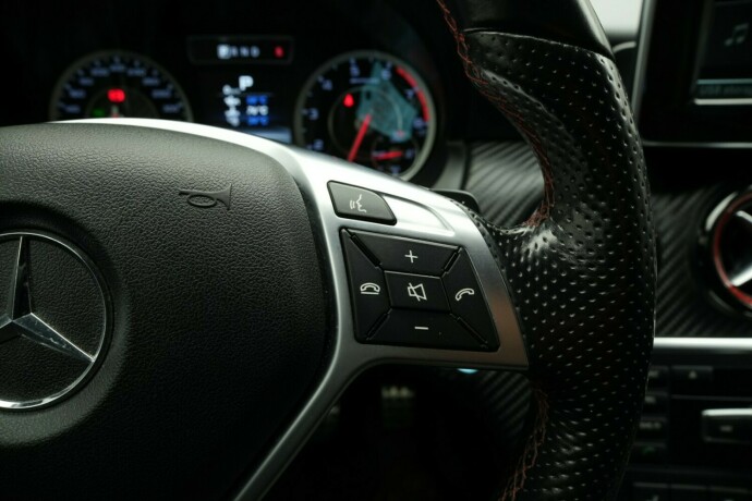 mercedes-benz-a45-bensin-2016-big-21