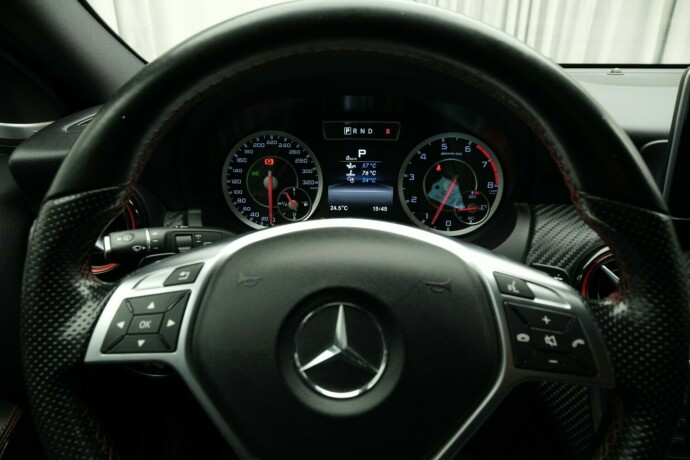 mercedes-benz-a45-bensin-2016-big-22