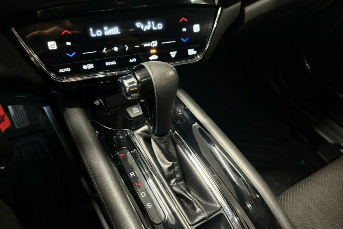 honda-hr-v-bensin-2016-big-18