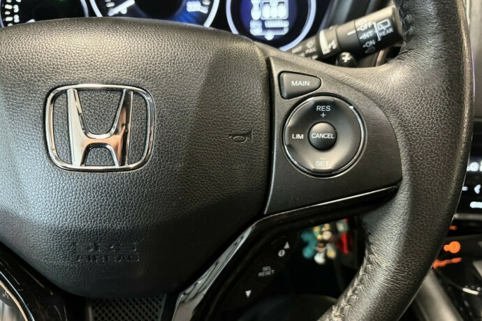 honda-hr-v-bensin-2016-big-21