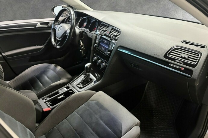volkswagen-golf-vii-bensin-2015-big-14