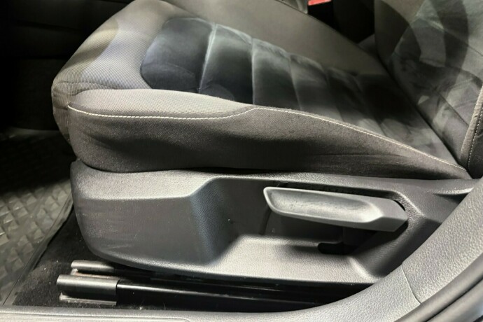volkswagen-golf-vii-bensin-2015-big-24