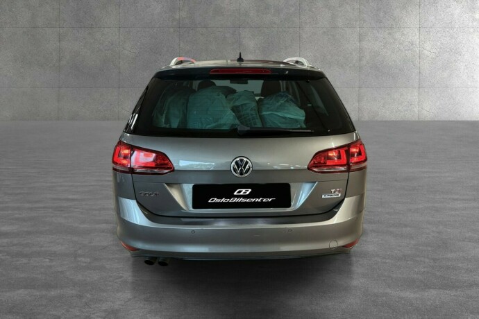 volkswagen-golf-vii-bensin-2015-big-4