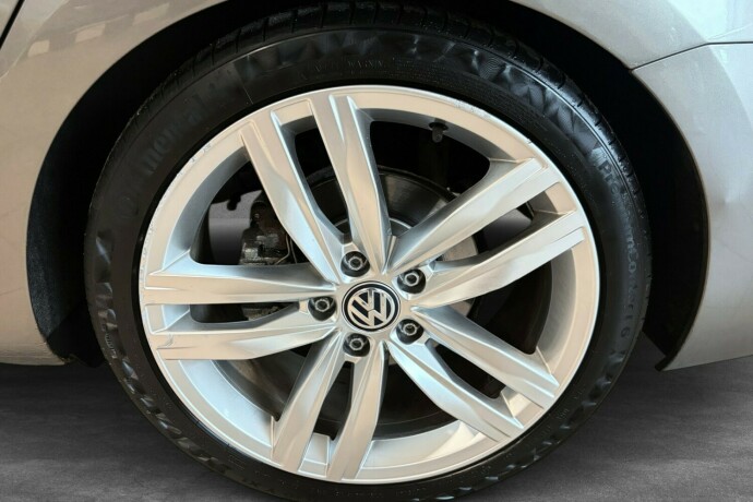 volkswagen-golf-vii-bensin-2015-big-26