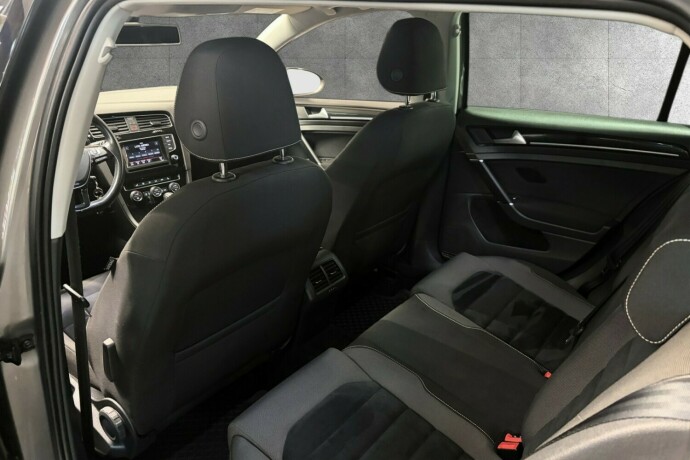 volkswagen-golf-vii-bensin-2015-big-18