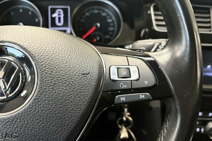 volkswagen-golf-vii-bensin-2015-big-25