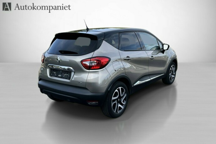 renault-captur-bensin-2016-big-3
