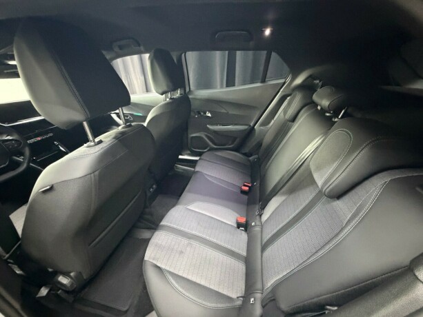 peugeot-e-2008-elektrisitet-2022-big-11