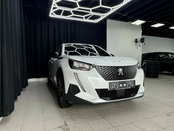 peugeot-e-2008-elektrisitet-2022-big-2
