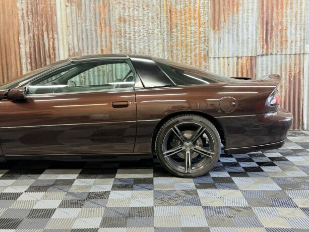 chevrolet-camaro-bensin-2000-big-11