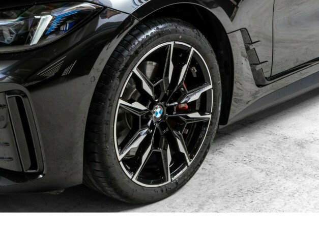 bmw-i4-elektrisitet-2026-big-4