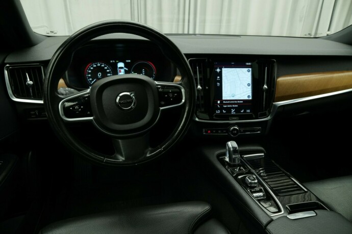volvo-s90-elektrisitetbensin-2018-big-28