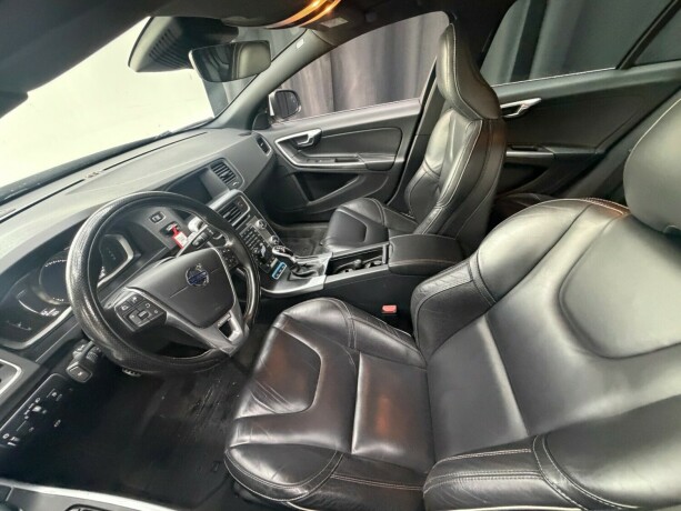 volvo-v60-elektrisitetdiesel-2017-big-12