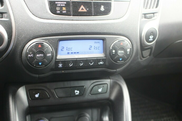 hyundai-ix35-diesel-2012-big-10