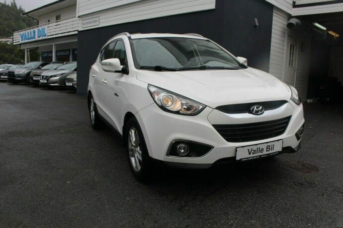 hyundai-ix35-diesel-2012-big-0