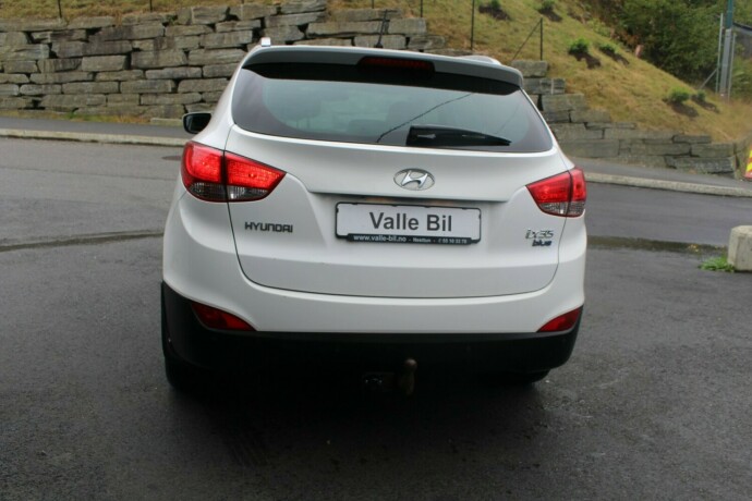 hyundai-ix35-diesel-2012-big-2
