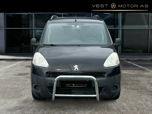 peugeot-partner-diesel-2012-big-1
