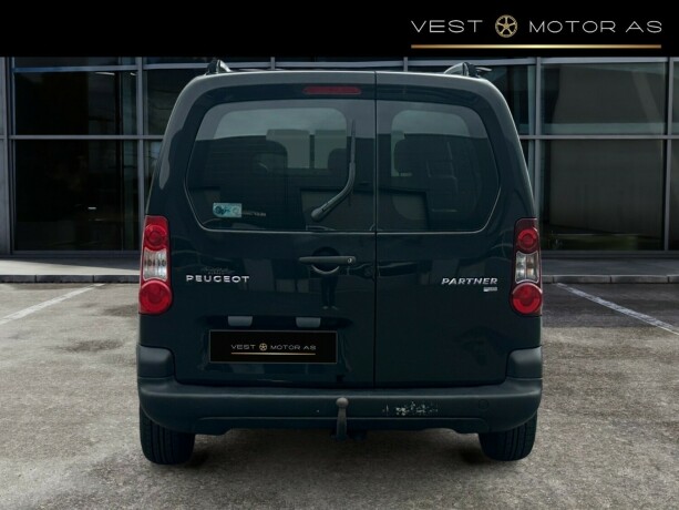 peugeot-partner-diesel-2012-big-5