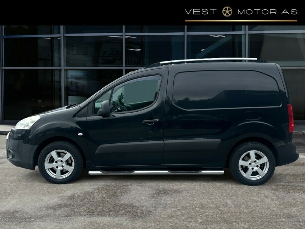 peugeot-partner-diesel-2012-big-3