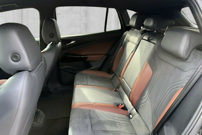 volkswagen-id4-elektrisitet-2021-big-16