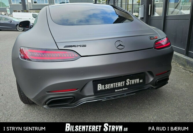 mercedes-benz-amg-gt-s-bensin-2016-big-8